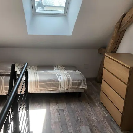 Au Calme Entièrement Rénové